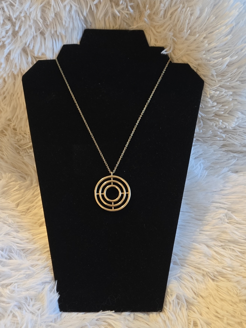 Modern Gold Concentric Circle Pendant Necklace - Women Jewelry